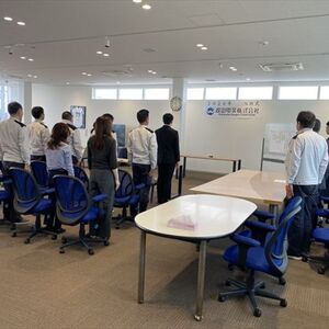 渡辺電業　入社式